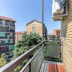https://alessias-flat-milano-m3-corvetto.it-lombardy.com