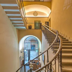 4* Szálloda Numa Camperio