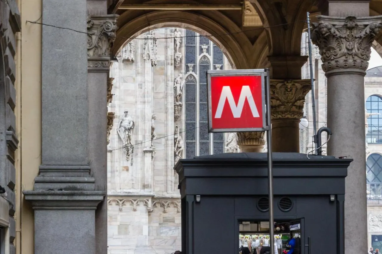 Aparthotel Bmore Duomo - Luxury Apartments Near Duomo Milan