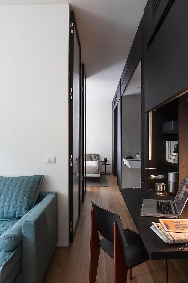 Bmore Duomo - Luxury Apartments Near Duomo Milan Aparthotel