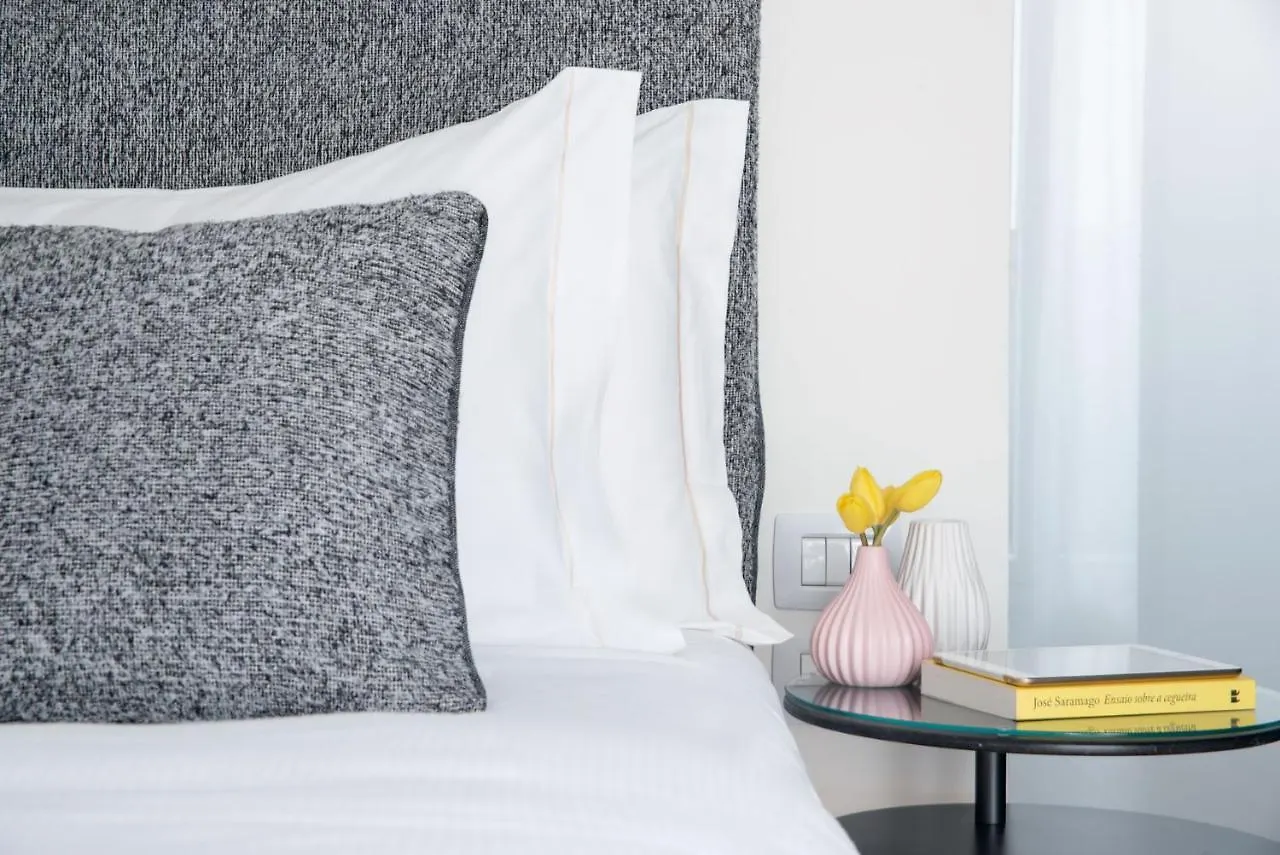 Bmore Duomo - Luxury Apartments Near Duomo Milan 0*,  Italy