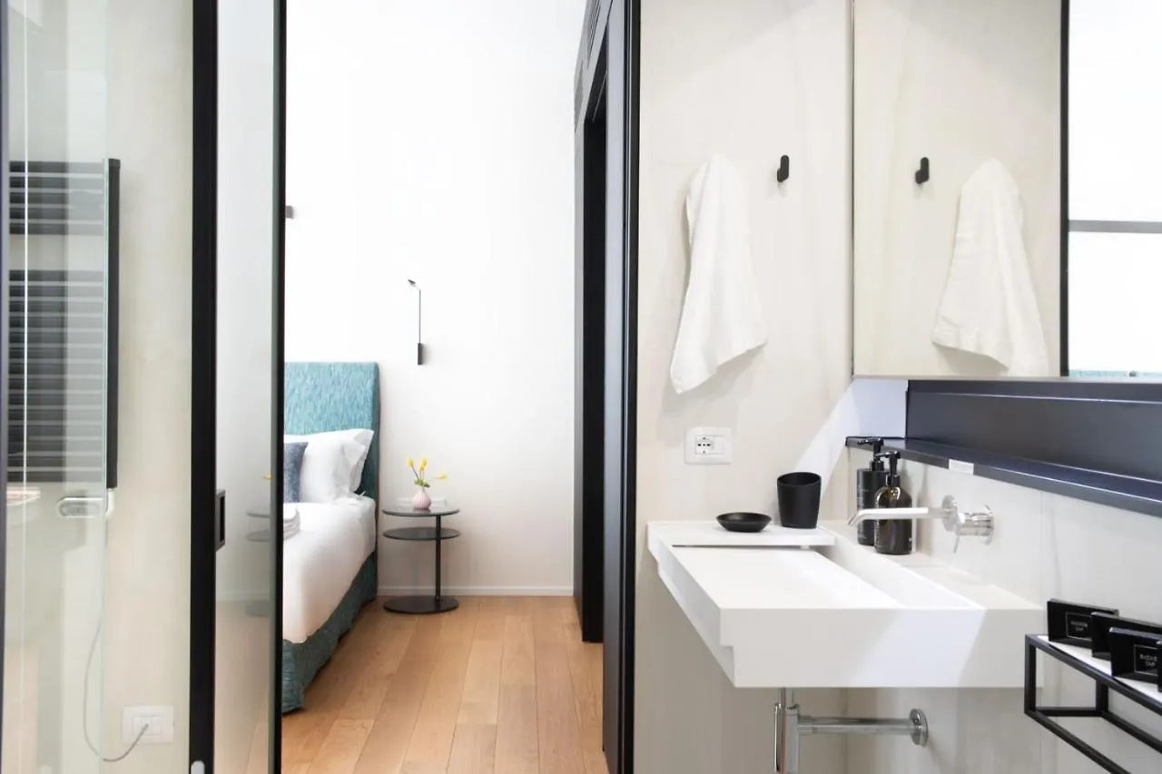 Bmore Duomo - Luxury Apartments Near Duomo Milan 0*,